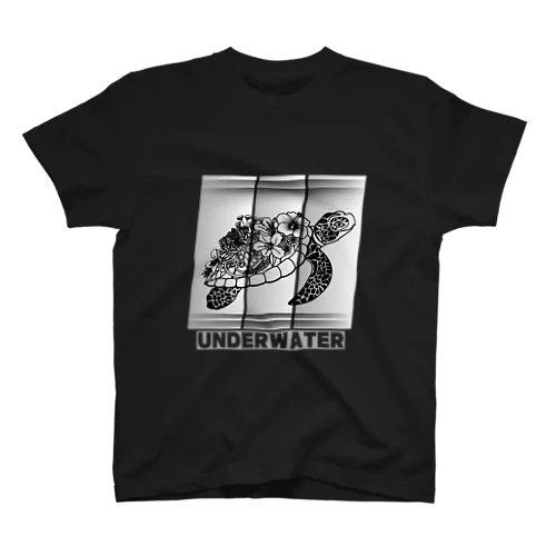 Cute Sea Turtle With Wonderful Hibiscus Flowers Design Regular Fit T-Shirt