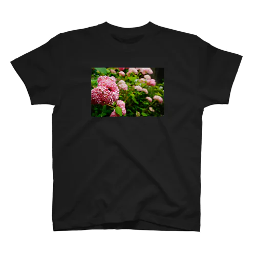 ピンクの紫陽花 Regular Fit T-Shirt