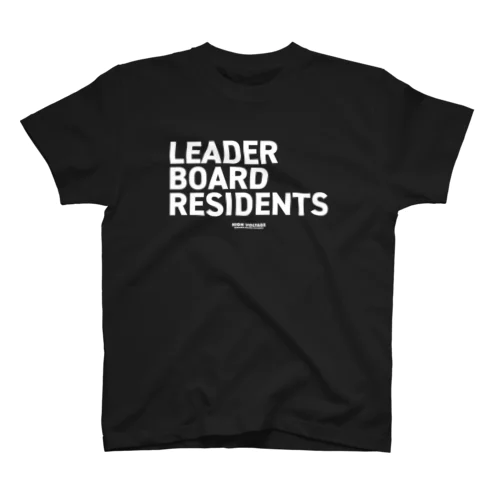 LEADER BOARD RESIDENTS 黒  Regular Fit T-Shirt