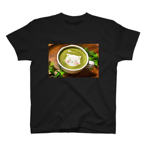 【ラテアート】抹茶と白猫 Regular Fit T-Shirt