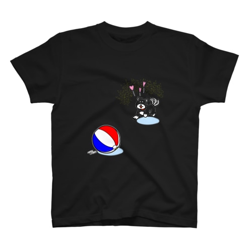 ビーチボールと柴犬のTシャツ Regular Fit T-Shirt