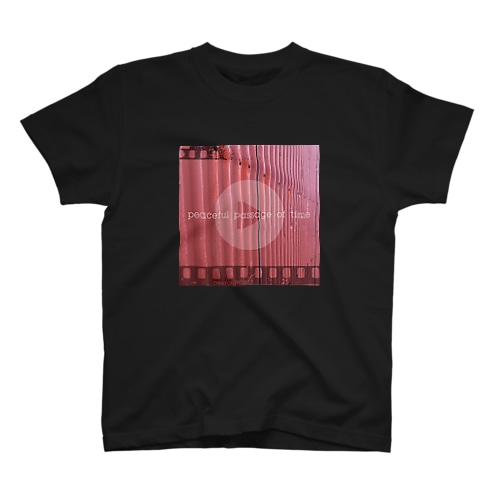 【PEACEFUL PASSAGE OF TIME】 Regular Fit T-Shirt