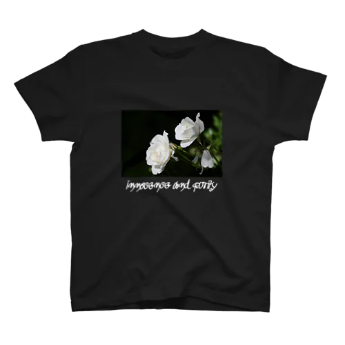 純潔と純粋 ホワイトローズ "innocence and purity"  スタンダードTシャツ