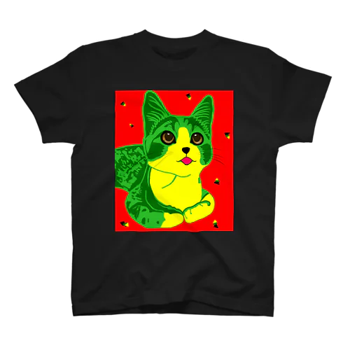 緑と黄色の赤い猫 スタンダードTシャツ