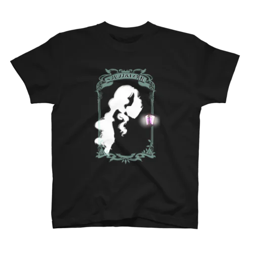 魔女とランタン Regular Fit T-Shirt