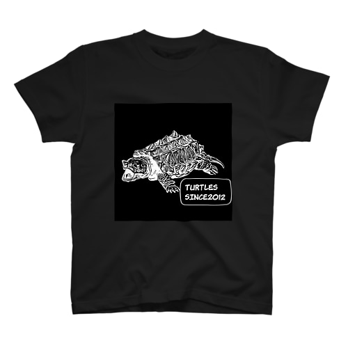 タートルズ　黒 Regular Fit T-Shirt