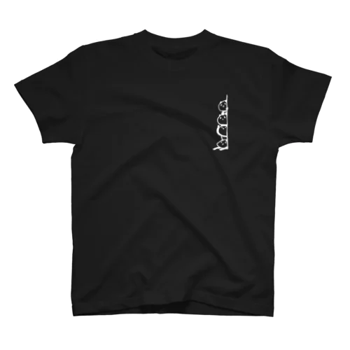 のぞきぱんだ4ひき（しろ） Regular Fit T-Shirt