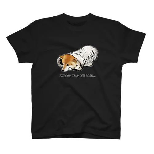 ミトンに入った柴犬 Regular Fit T-Shirt