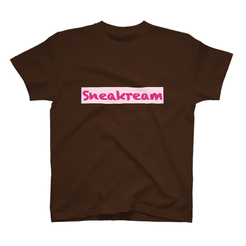 ストロベリーアイスクリームスニーカー Regular Fit T-Shirt