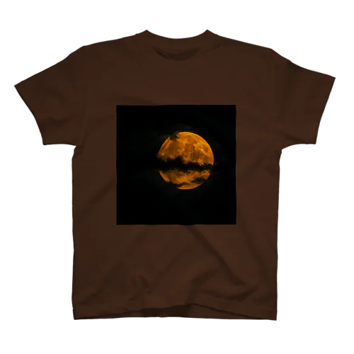 沈黙の月 Regular Fit T-Shirt