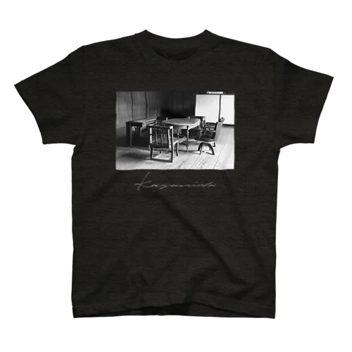 a Room for the "Time" BW 2 Regular Fit T-Shirt