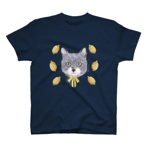 猫と檸檬(Kaķis un Lemon) Regular Fit T-Shirt