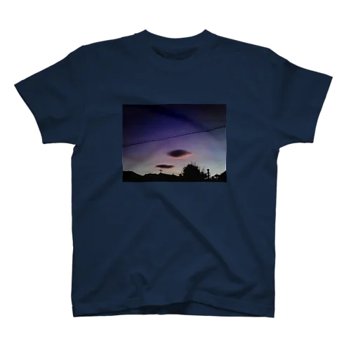 青い夕暮れの浮雲 Regular Fit T-Shirt