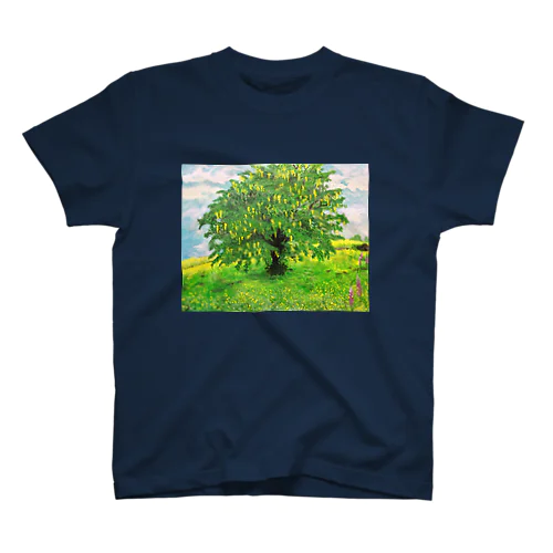 輝くような孤立するキングサリの木：Laburnum Tree in Splendid Isolation スタンダードTシャツ