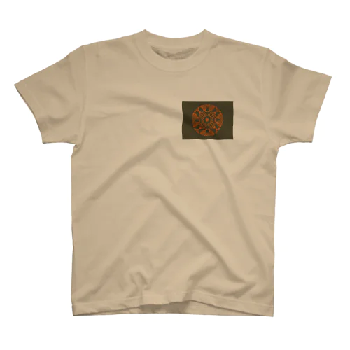 臥蝶とか浮線綾などと呼ばれる紋様のグッズ（承香院） Regular Fit T-Shirt