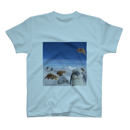 雲海うさぎ Regular Fit T-Shirt