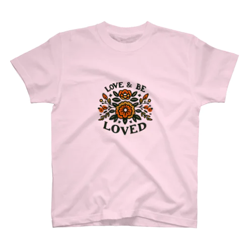 Love and Be Loved ‐愛し愛される Regular Fit T-Shirt