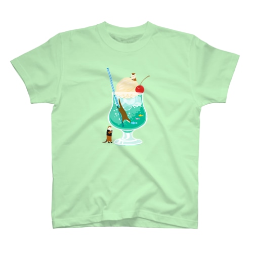 カワウソとクリームソーダ Regular Fit T-Shirt