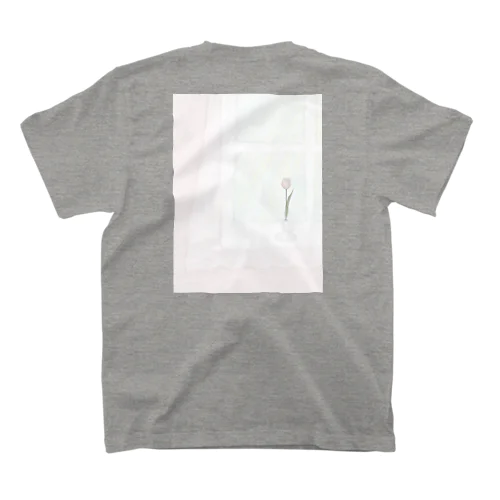 curtains and tulips Regular Fit T-Shirt