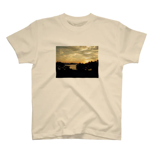 ひつじ雲の夕焼け Regular Fit T-Shirt