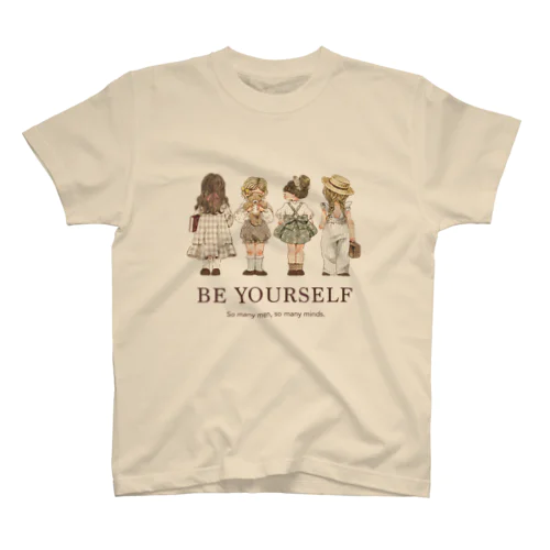 アンティークな女の子たち Regular Fit T-Shirt