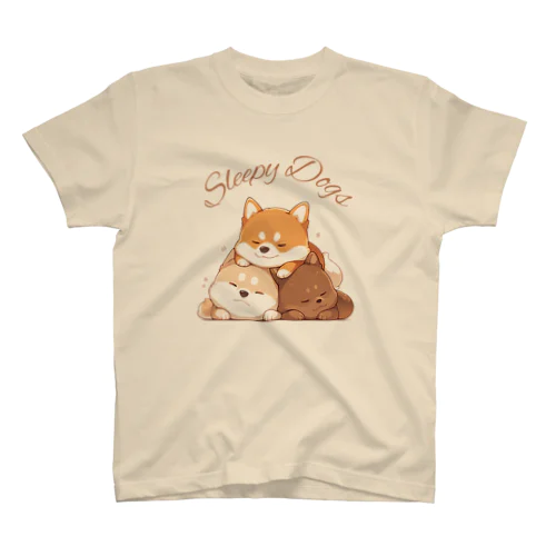 アニまるんズ（柴犬トリオ）Sleepy Dogs Regular Fit T-Shirt