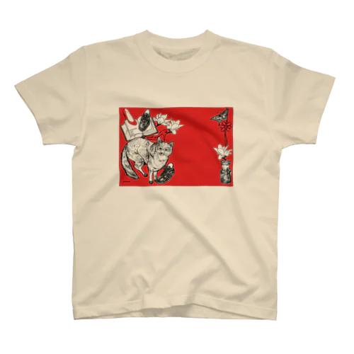 Retoro Japanese red Fox stationery Regular Fit T-Shirt