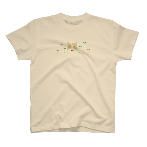 芽が出た Regular Fit T-Shirt