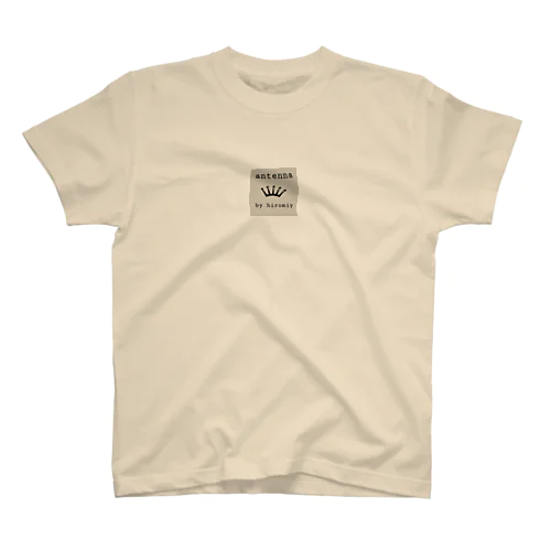 ロゴ入り Regular Fit T-Shirt