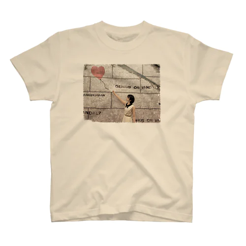 こゆりバンクシー Regular Fit T-Shirt