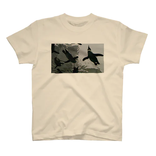 空飛ぶペンギンTシャツ Regular Fit T-Shirt