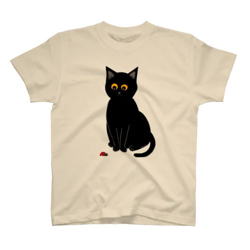 黒猫とてんとう虫 Tシャツ スタンダードTシャツ
