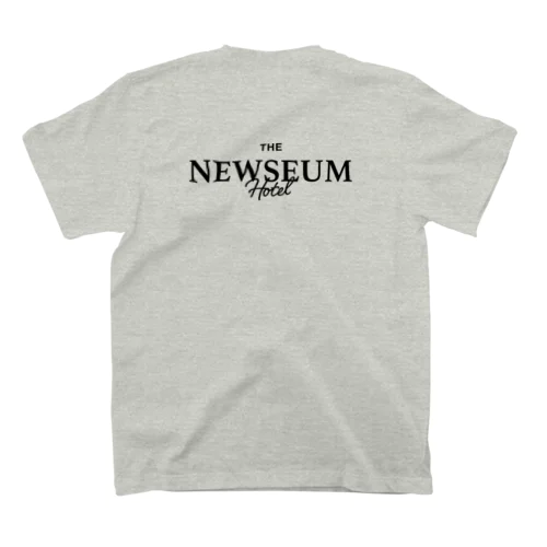 THE NEWSEUM Hotel オフィシャルグッズ Regular Fit T-Shirt