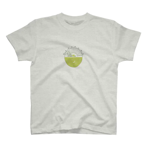 Capspark  万物を照らす光 Green Regular Fit T-Shirt