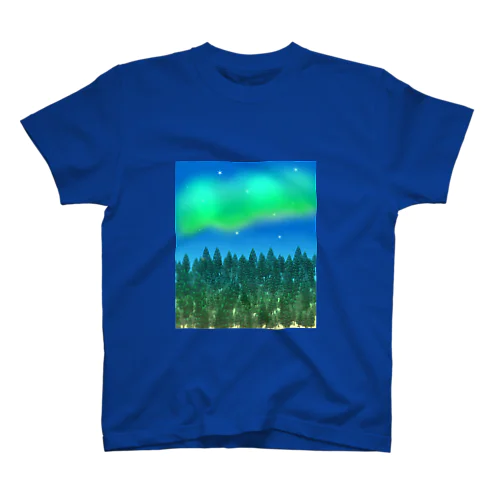 オーロラ輝く夕空の森 Regular Fit T-Shirt