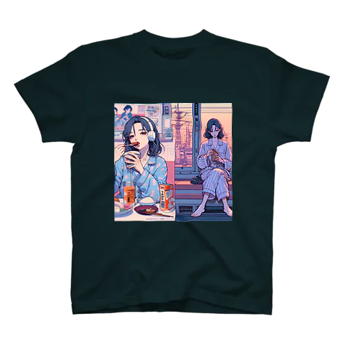 夜更けの食卓と帰り道 Regular Fit T-Shirt