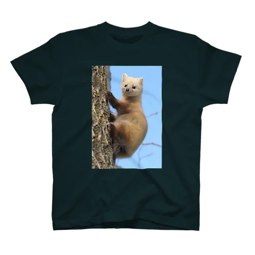 【#動物を味方に】サロベツのエゾクロテン Regular Fit T-Shirt