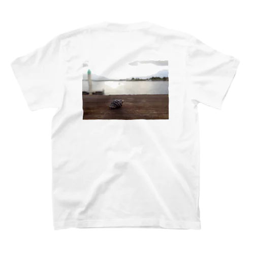 海と貝 Regular Fit T-Shirt