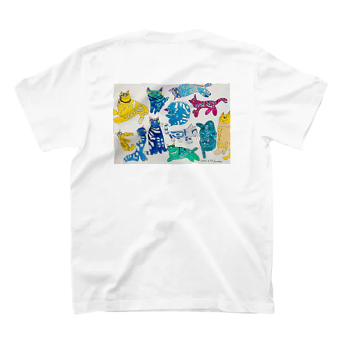 カラフル・ダイナ① Regular Fit T-Shirt