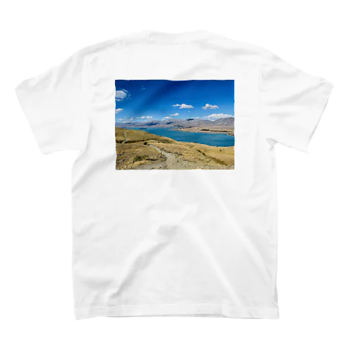 ニュージーランド　テカポ湖にて スタンダードTシャツ