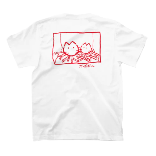 暖炉の灯入れ猫(赤) Regular Fit T-Shirt