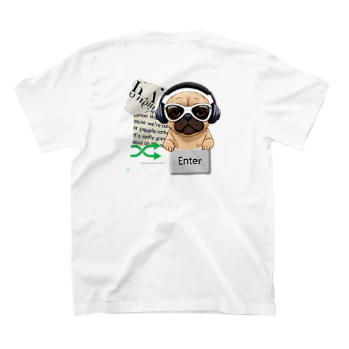 「Music Pug」 Regular Fit T-Shirt