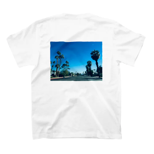 LA！ Regular Fit T-Shirt