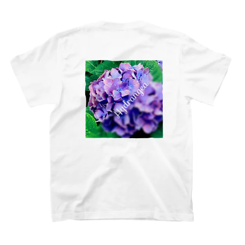 紫色の紫陽花 Regular Fit T-Shirt