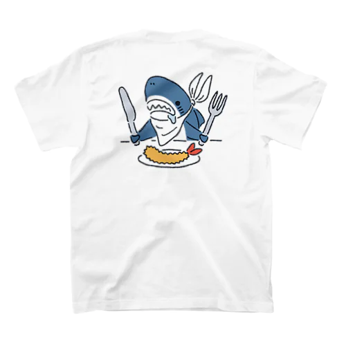 エビフライを食べようとするサメ2021バックプリント Regular Fit T-Shirt