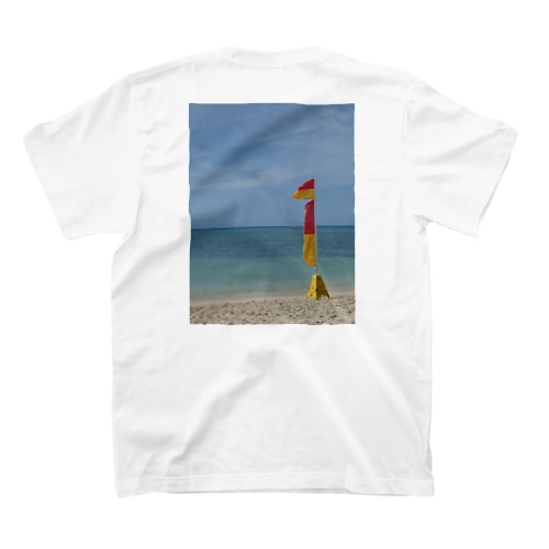 海にフラッグ Regular Fit T-Shirt
