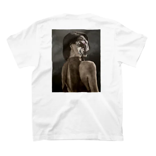 ほくろとピアス　バックプリント Regular Fit T-Shirt