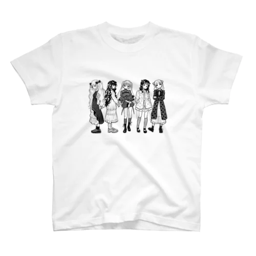 女の子たち Regular Fit T-Shirt