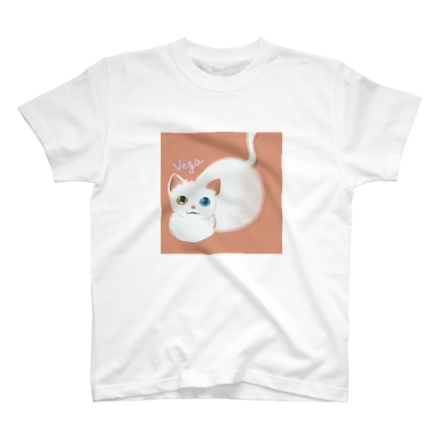 ベガちゃん Regular Fit T-Shirt
