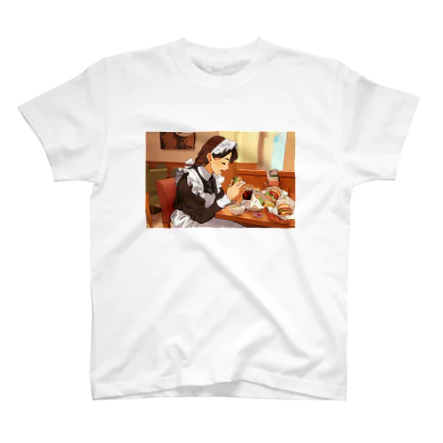 食べるメイドさん Regular Fit T-Shirt